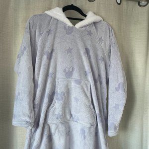 NWOT Cuddly Lavender Disney Hooded Sleepshirt w/Front Pocket Pouch